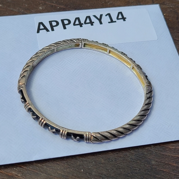 STRETCHY BRACELET FOR SALE - Picture 7 of 7